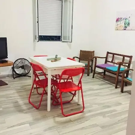 Gli Agostinakkios Apartment *